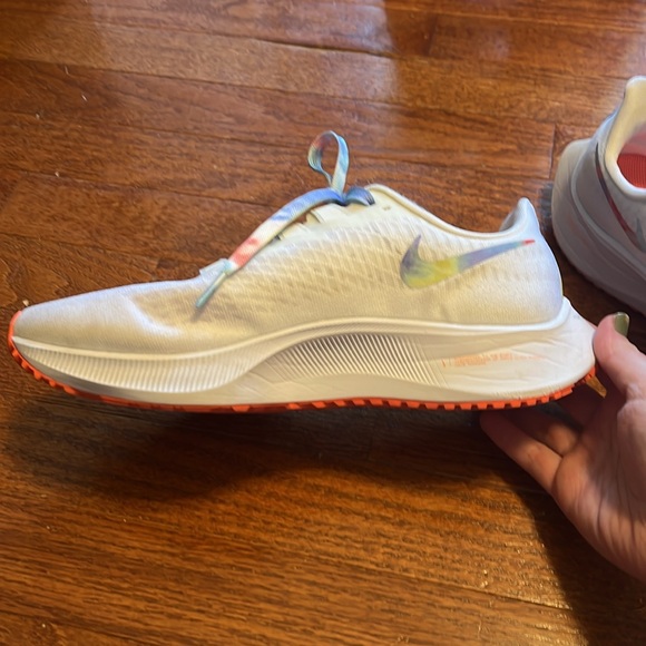 Zoom Pegasus 37 Nike running shoes size 9 - Picture 3 of 4
